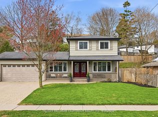 953 Vistula Dr, Pickering, ON L1W 2L7