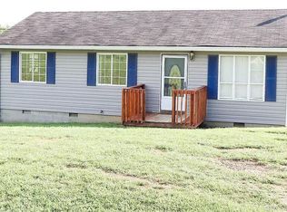 155 Pearl Harbor Ln, Springfield, KY 40069