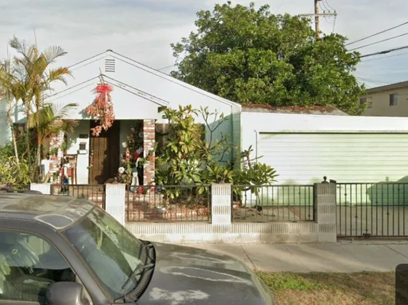 1130 Lewis Ave, Long Beach, CA 90813