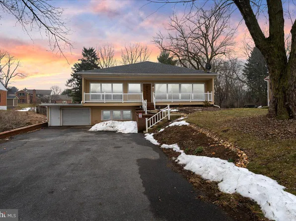 13331 Apple Hill Dr, Hagerstown, MD 21742