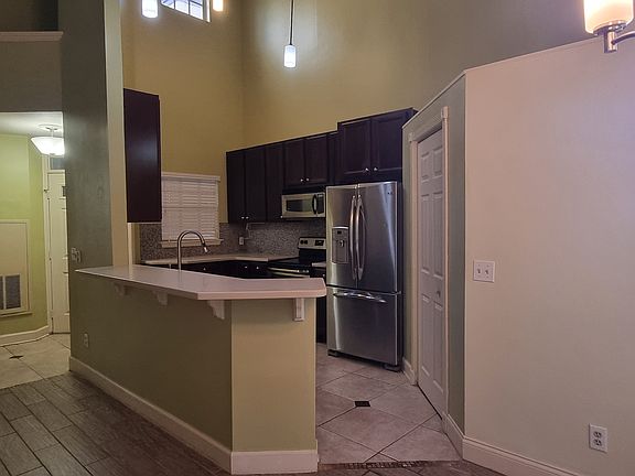 5th image of 1462 Farrindon Cir