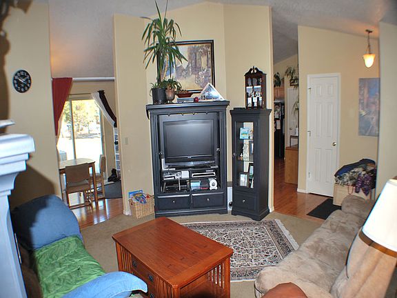 2nd image of 17294 Kingfisher Dr