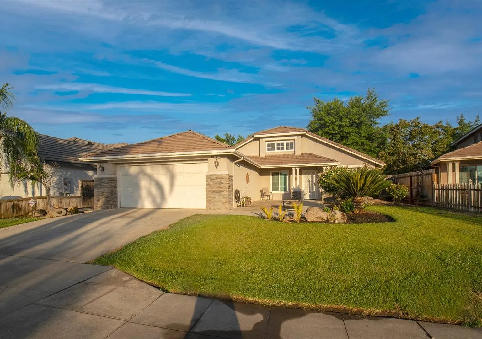 3 Bedroom 2 Bath in Clovis Unified — Photo 2