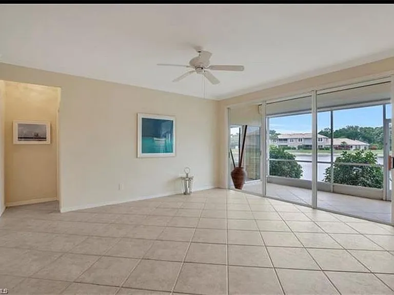 298 Emerald Bay Cir #K6 — Photo 2