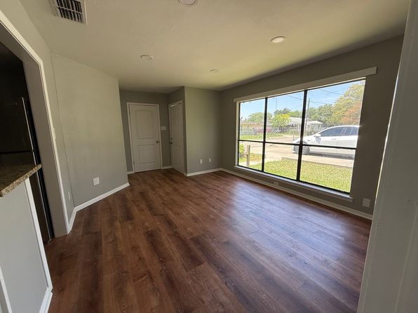 923 18th St APT 4