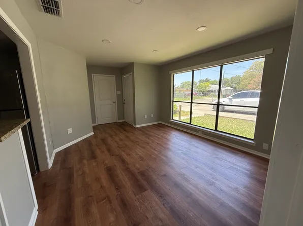 923 18th St APT 4, Corpus Christi, TX 78405