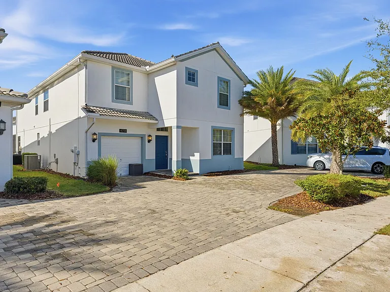 Kings Castle Cir — Photo 47