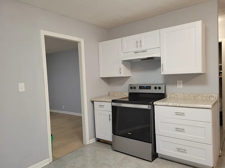7404 E 34th Pl — Photo 5