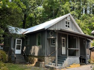 62 S River Rd, Sylva, NC 28779