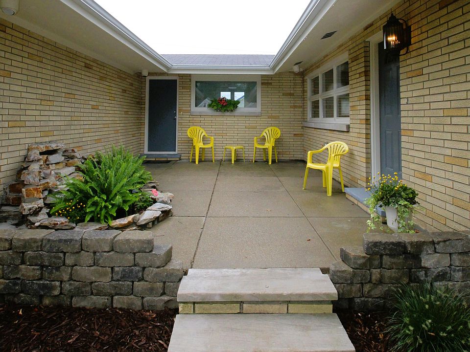 2516 Locust Ln, Stevensville, MI 49127 Zillow