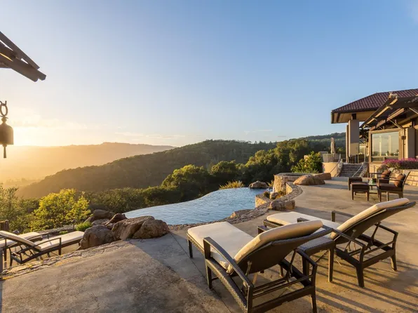 17489 Mallard Drive, Sonoma, CA 95476