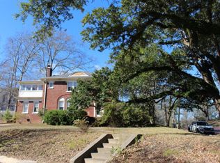 703 Oak Dr, Laurel, MS 39440