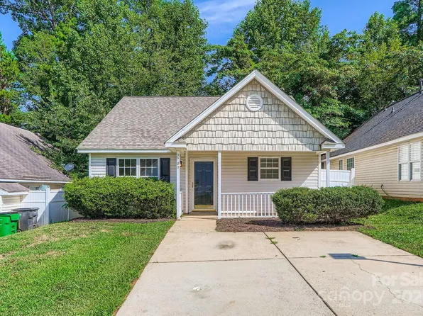 3703 Silver Ore Ln, Charlotte, NC 28216
