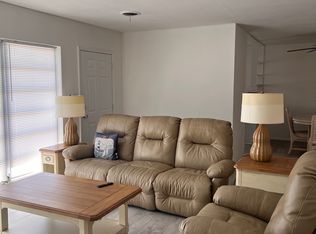 317 Glen Oak Rd, Venice, FL 34293