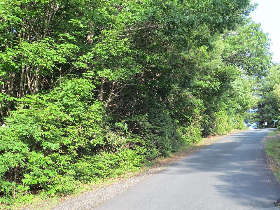 1st image of Laurel Heights Dr
