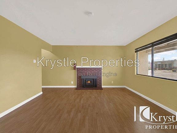 3rd image of 2444 Springs Rd