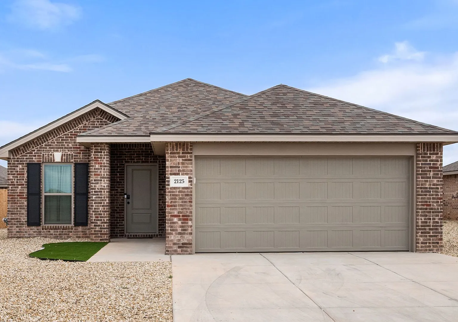 Modern 3BR Retreat Near TTU | Stylish Fully Furnished Home with Spacious Backyard — Photo 1