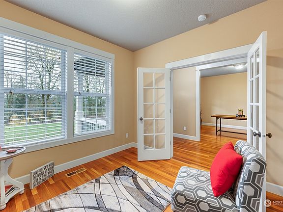4th image of 171 Erion Lane