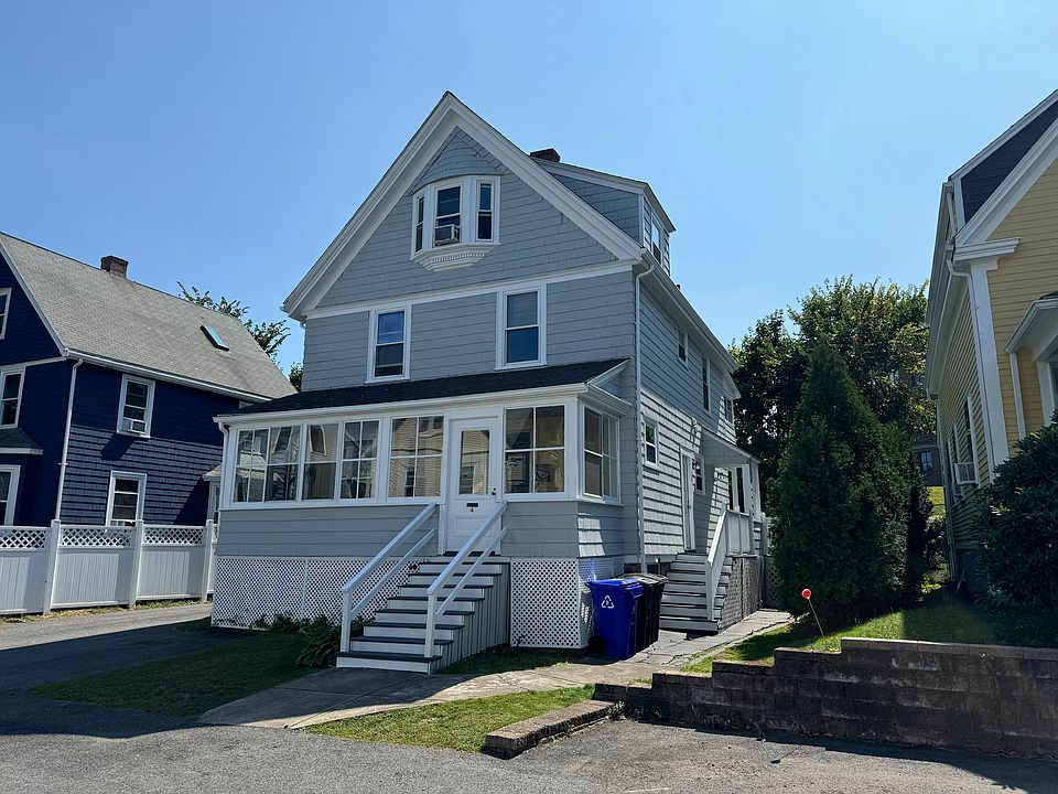 1st image of 4 Barstow St