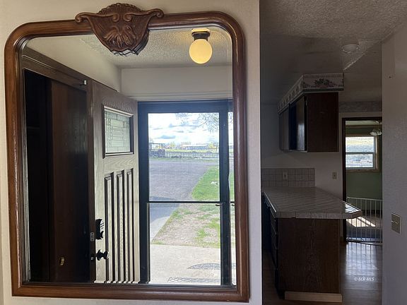 3rd image of 778 Lamont Dr