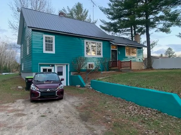389 Mill St, Farwell, MI 48622