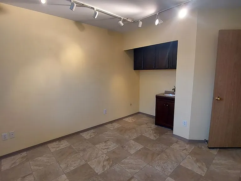 1703 Texas St — Photo 7