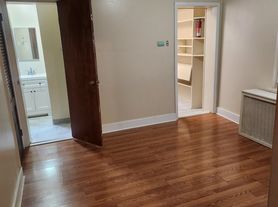 471 Lyceum Ave, Philadelphia, PA