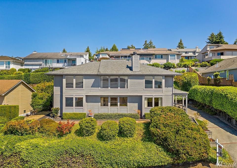 1st image of 36 Silver Beach Dr