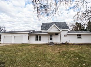 405 Main St, Hanlontown, IA 50444