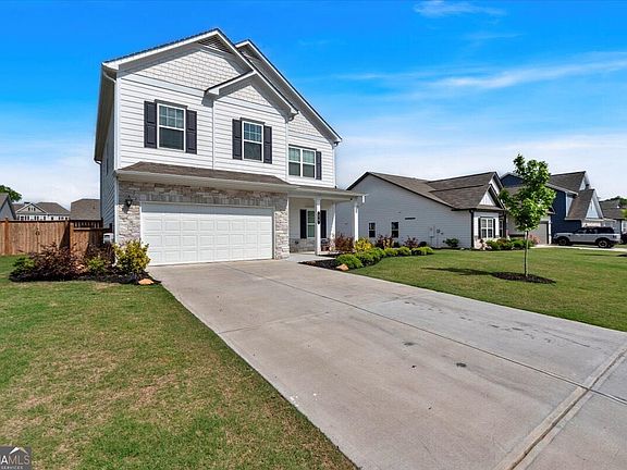 3rd image of 24 Jackson Farm Rd