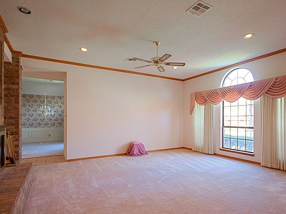 3rd image of 9003 Buckingham Ct