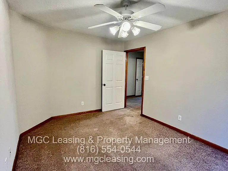 622 Willow Ln #B — Photo 14