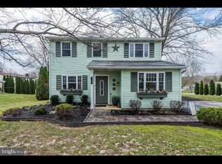 615 Sunset Dr, Wrightsville, PA 17368