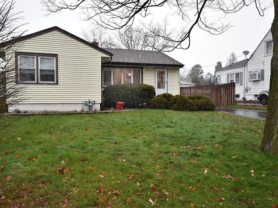 1st image of 218 E Sunset Ave