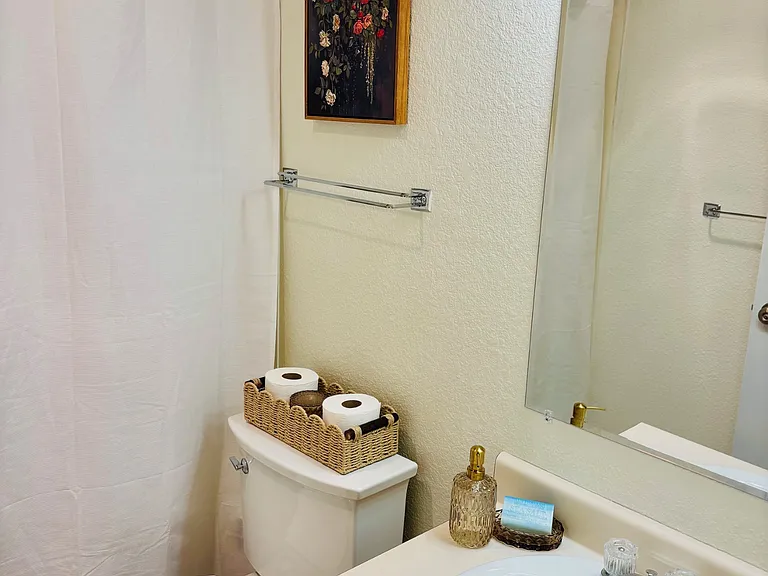 1740 NE 86th St #216 — Photo 20