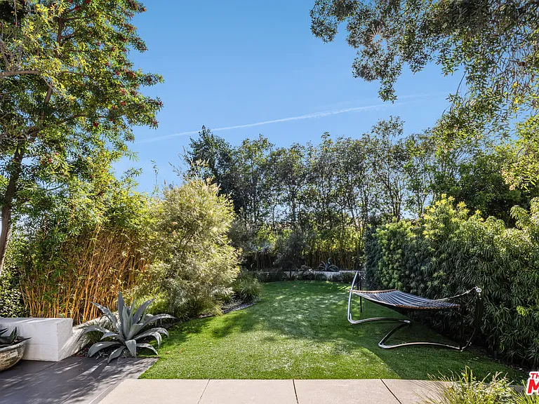 8080 Laurel View Dr — Photo 10