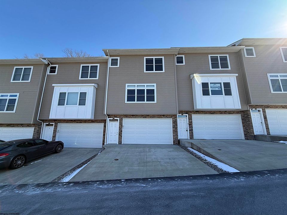 1st image of 104 Pasture Ln