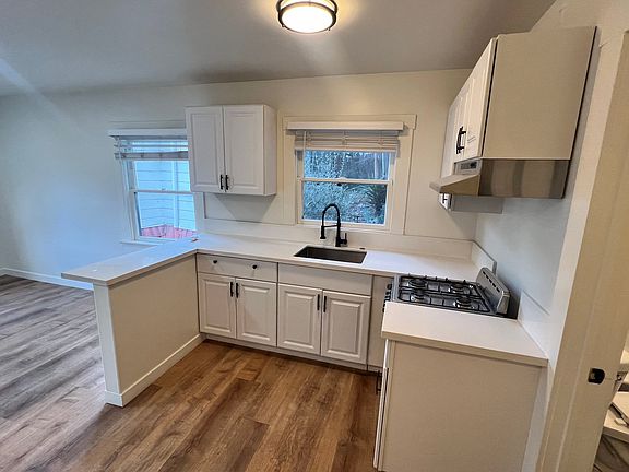 4th image of 2436 Echo Park Ave #4