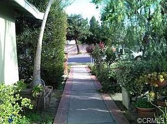 5th image of 22342 Saticoy St