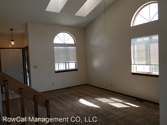 4th image of 8137 Steadman Dr