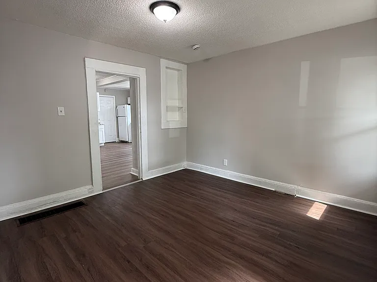 46 Liberty St #1 — Photo 10