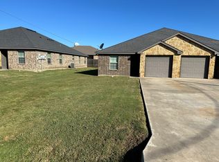 405 W Criner St #A, Grandview, TX 76050