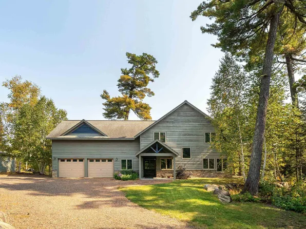 879 Clearwater Rd, Grand Marais, MN 55604