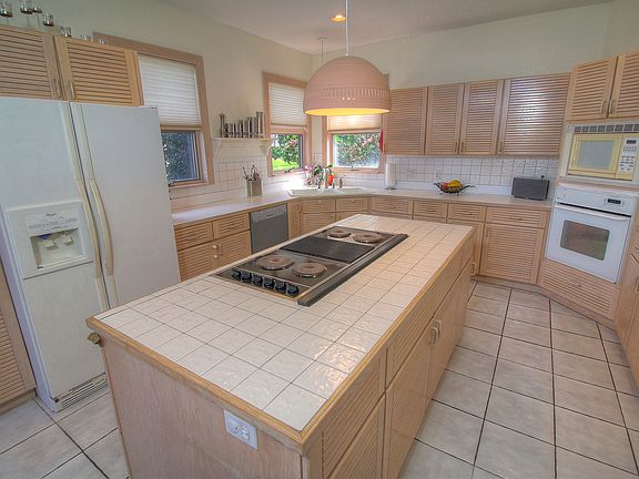 4th image of 19124 Dawnwood Ct