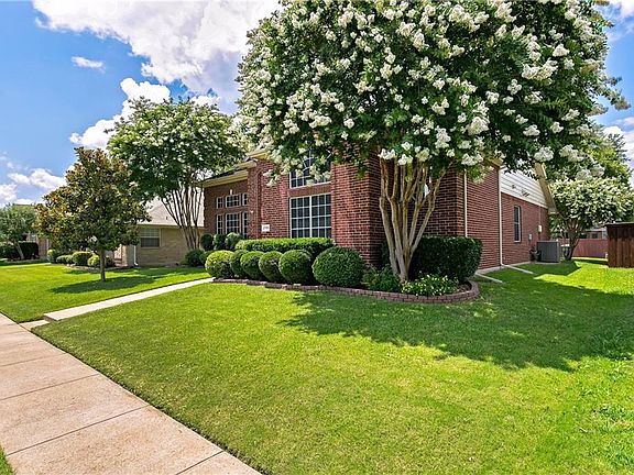 2nd image of 2709 Pecan Meadow Dr
