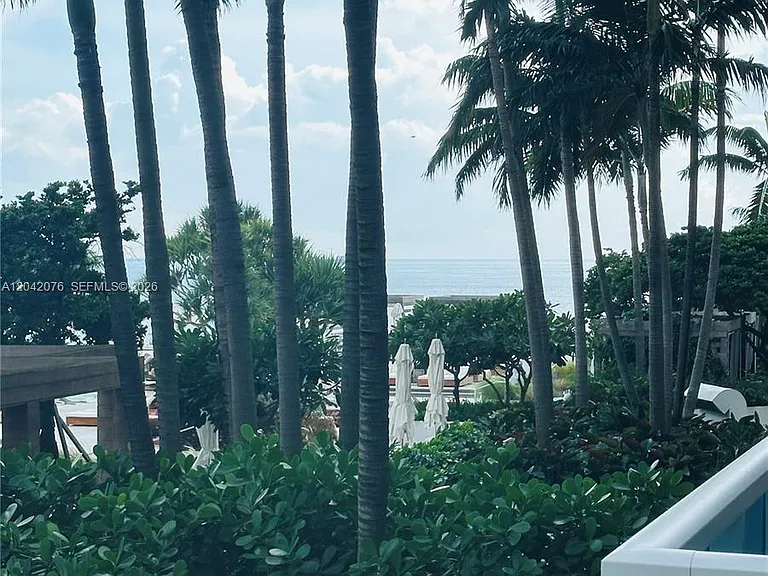 2301 Collins Ave #420 — Photo 9