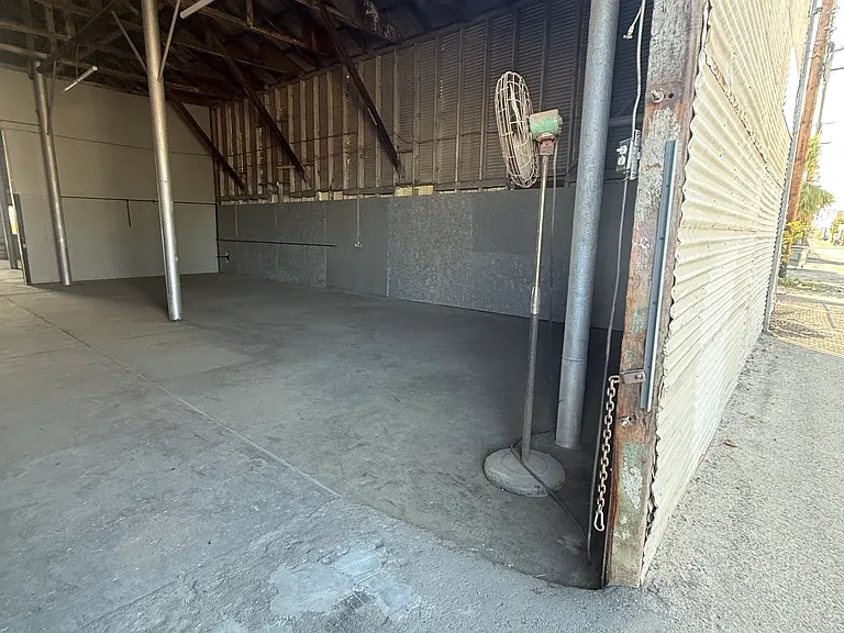 2031 W Front St — Photo 14