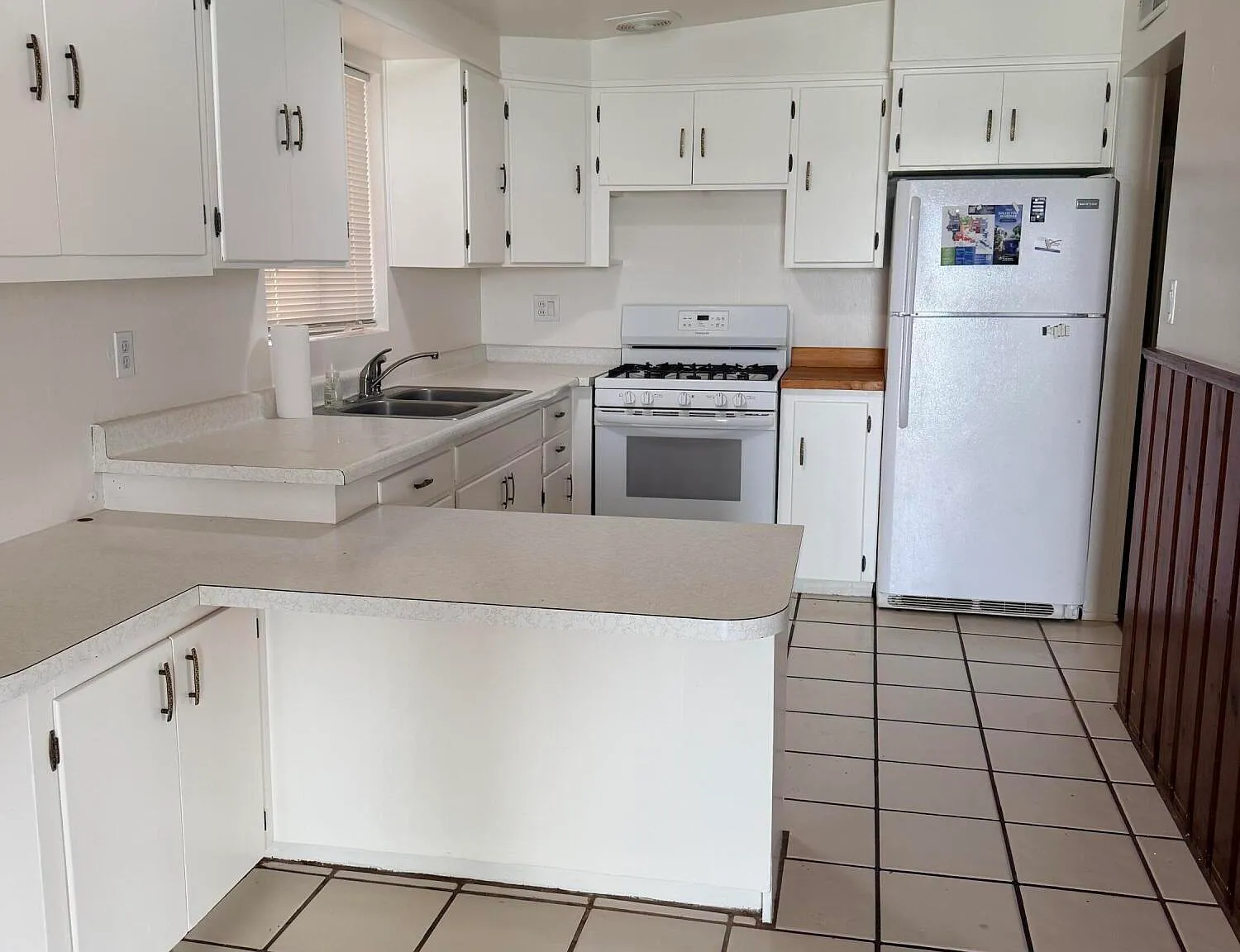3 bed, 2.0 bath, 1050 sqft, $1,625 — Photo 4