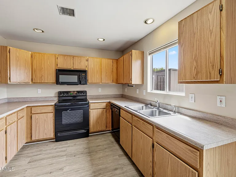 7131 E Thrush Ln — Photo 9