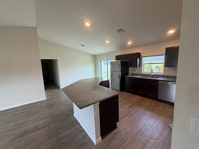 12134 Wadsworth Ave — Photo 22